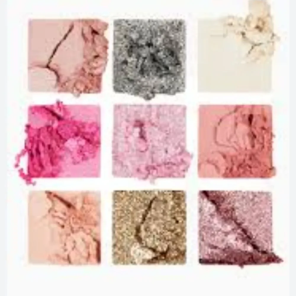 Revolution Beauty‎ Ultimate Lights Shadow Palette